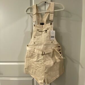 Buffbunny over it alls